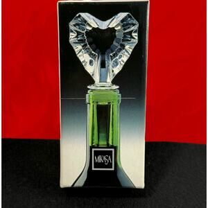 Mikasa Venus Crystal Heart Bottle Stopper - New In Box - Valentine’s Day’s Gift